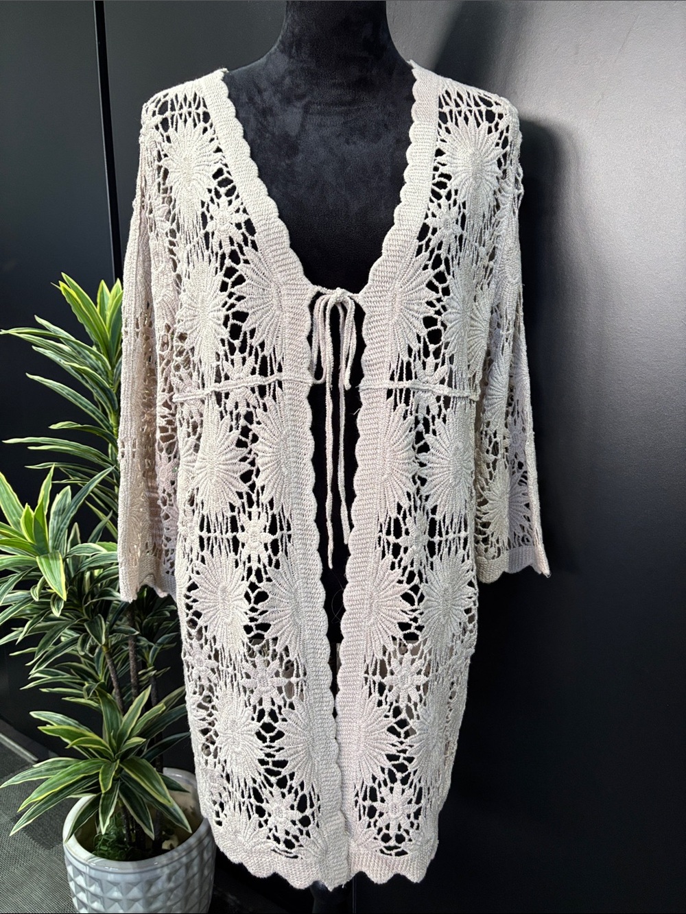 Simply Couture Coverup,crochet open front,scalloped hem,duster,cardigan,trendy